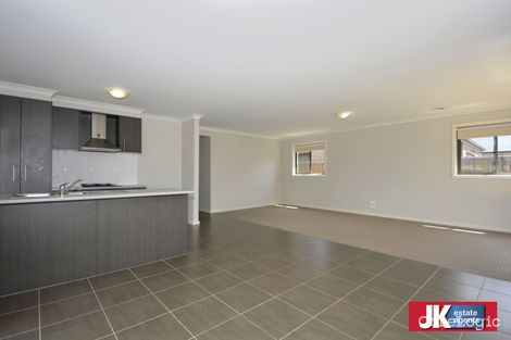 Property photo of 146 Hummingbird Boulevard Tarneit VIC 3029