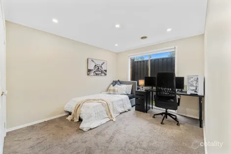 Property photo of 24 Suzana Place Rowville VIC 3178