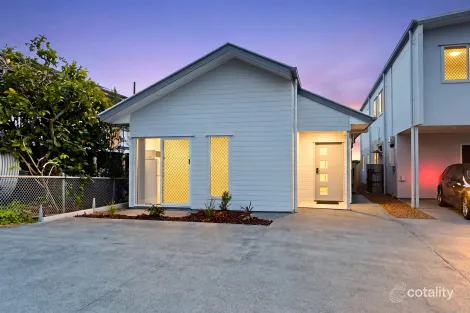 10 Winslow St, Darra, QLD 4076