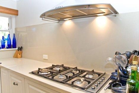 Property photo of 8 Newbridge Place Shelley WA 6148