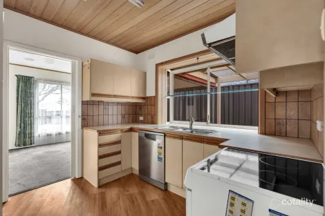 Property photo of 34 Avis Court Valley View SA 5093