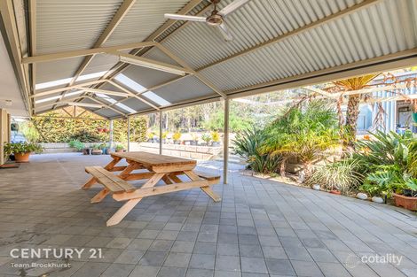 Property photo of 2 Nardini Place Sawyers Valley WA 6074