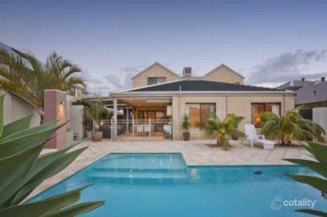 Property photo of 11 Turtles Bend Secret Harbour WA 6173