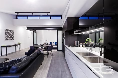 Property photo of 10/19 Douro Road South Fremantle WA 6162