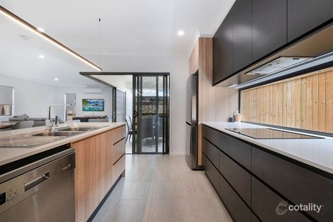 Property photo of 5 Amber Place Palmview QLD 4553