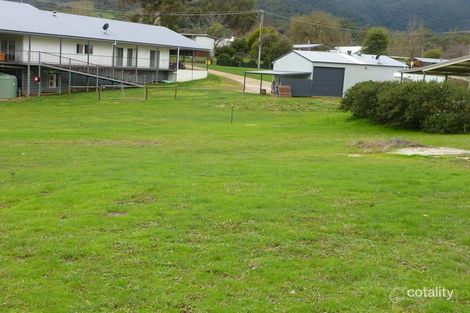 12 Cross Ave, Dartmouth, VIC 3701