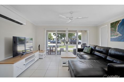 Property photo of 1/54 Superior Boulevard Andergrove QLD 4740