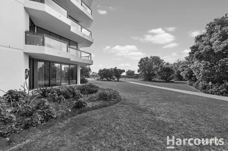 3/6a Valley Rd, Halls Head, WA 6210