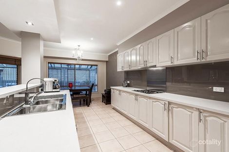 Property photo of 2 Crestmont Terrace Craigieburn VIC 3064