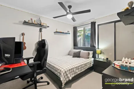 Property photo of 4 Pankhurst Place Kariong NSW 2250