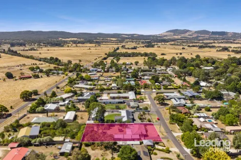 Property photo of 27 Rose Boulevard Lancefield VIC 3435