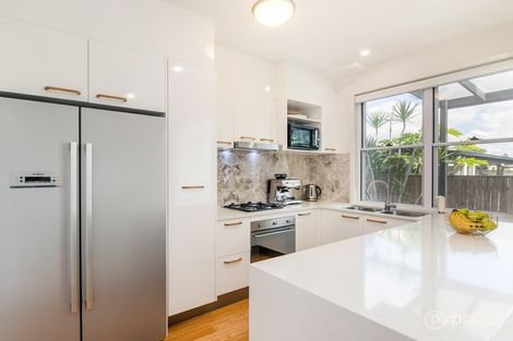 Property photo of 6 Gibson Lane Morningside QLD 4170