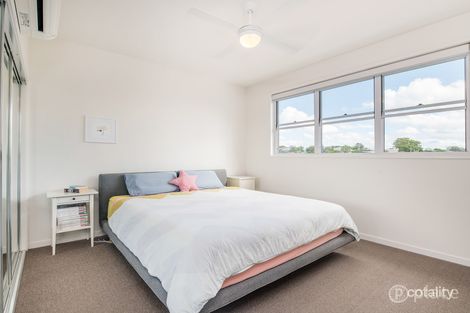Property photo of 6 Gibson Lane Morningside QLD 4170