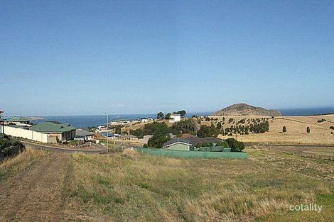 4 Three Gullies Rd, Encounter Bay, SA 5211