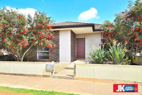 Property photo of 9/2 Elizabeth Street Rockbank VIC 3335