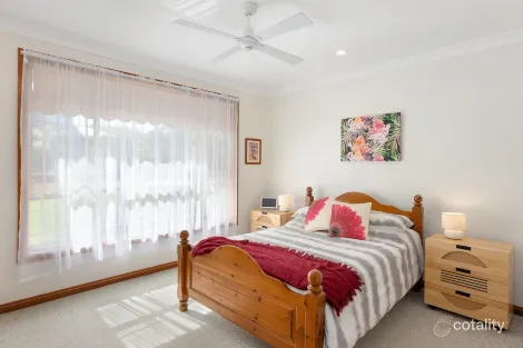Property photo of 10 Canomie Street Sapphire Beach NSW 2450