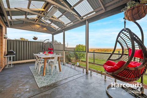 Property photo of 50 Superior Waters Pakenham VIC 3810