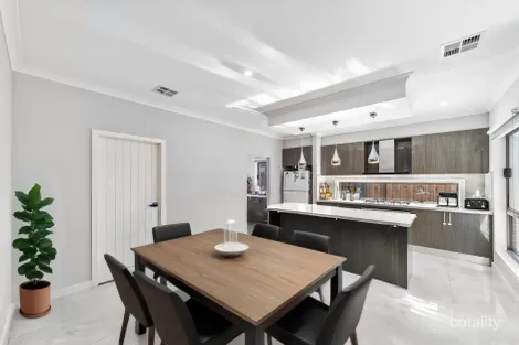 Property photo of 28 Lafayette Crescent Point Cook VIC 3030