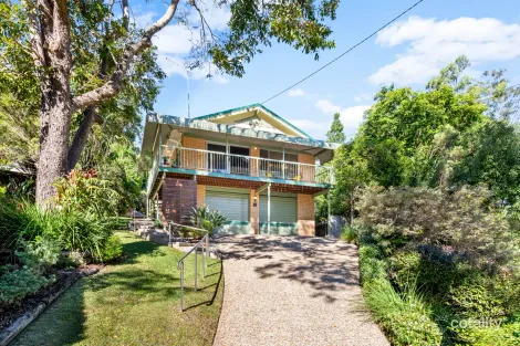 31 Tucker St, Chapel Hill, QLD 4069