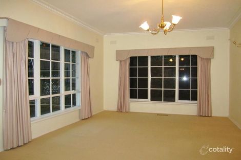 Property photo of 447 The Boulevard Ivanhoe East VIC 3079