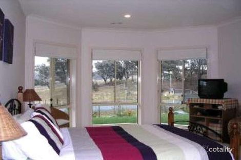 Property photo of 64 Evans Road Googong NSW 2620