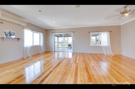 Property photo of 7 Pandanus Street Cooee Bay QLD 4703