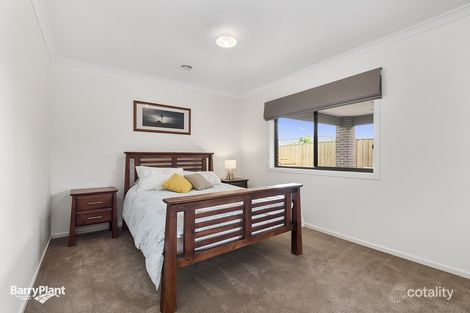 Property photo of 14 Biscay Street Point Cook VIC 3030