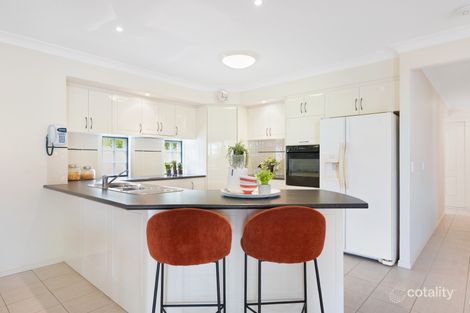 35 Nottinghill Gate Dr, Arundel, QLD 4214