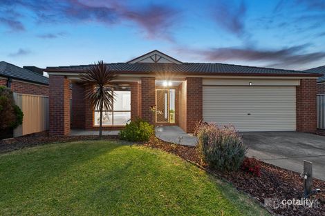 Property photo of 8 Barwon Drive Pakenham VIC 3810