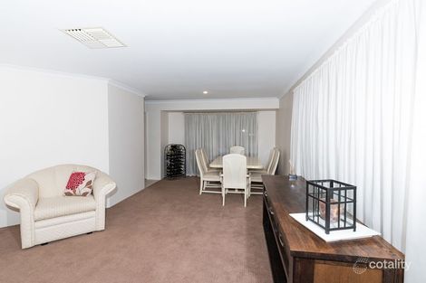 Property photo of 21 Norbertine Close Queens Park WA 6107