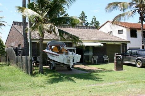 Property photo of 23 Mirrawena Avenue Bangalee QLD 4703
