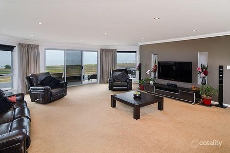 Property photo of 11 Lake Road Milang SA 5256