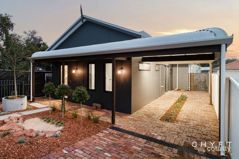 Property photo of 21B Chatham Road Woodbridge WA 6056