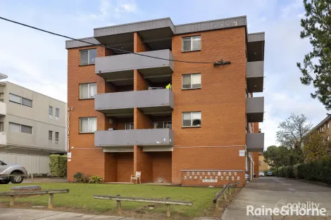 Property photo of 20/11 Crest Road Crestwood NSW 2620