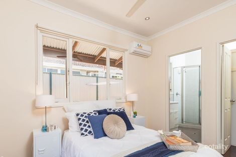 Property photo of 2A Grigg Place Hilton WA 6163
