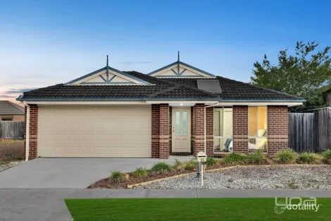 33 Tamar Ave, Point Cook, VIC 3030