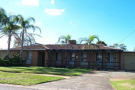 6 Gaze Ct, Thornlie, WA 6108