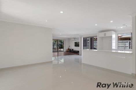 Property photo of 31 Sunflower Crescent Calamvale QLD 4116