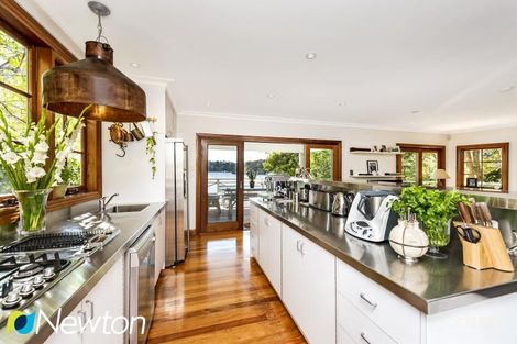 Property photo of 50 Kingfisher Crescent Grays Point NSW 2232