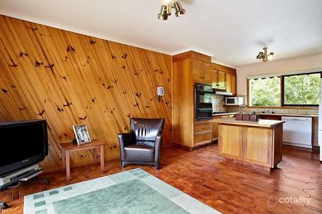 Property photo of 28 Highview Crescent Macleod VIC 3085