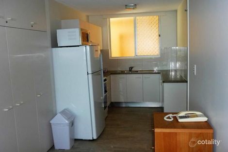 Property photo of 23/12 Goodwin Terrace Burleigh Heads QLD 4220