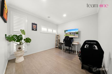 Property photo of 10 Wonderboom Avenue Tarneit VIC 3029