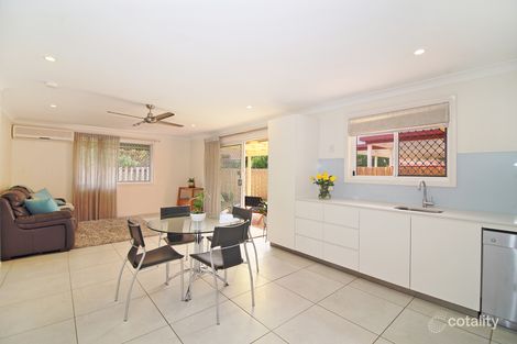 Property photo of 2/107 Rio Vista Boulevard Broadbeach Waters QLD 4218