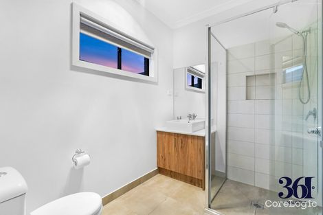 Property photo of 3 Kohli Crescent Rockbank VIC 3335