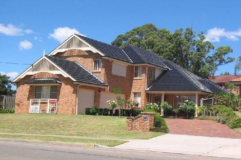 221 Caroline Chisholm Dr, Winston Hills, NSW 2153