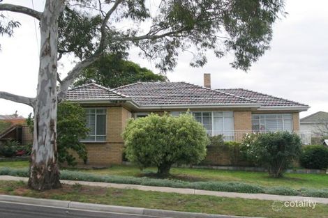 6 Mckenna St, Avondale Heights, VIC 3034