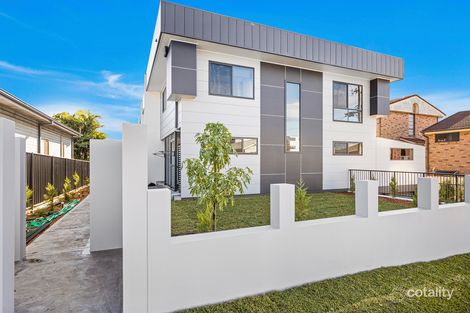 1/6 Heaslip St, Coniston, NSW 2500