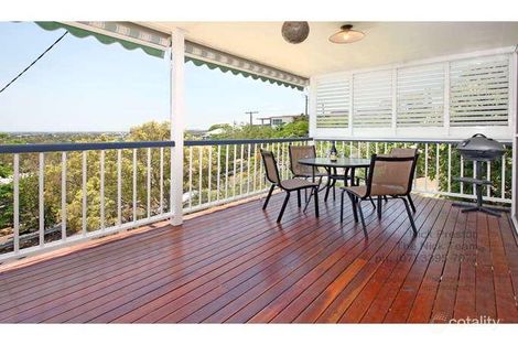 Property photo of 16 Pollock Street Balmoral QLD 4171