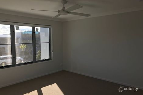 Property photo of 15 Round Bush Crescent Maroochydore QLD 4558