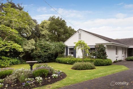 Property photo of 42 Dalsten Grove Mount Eliza VIC 3930